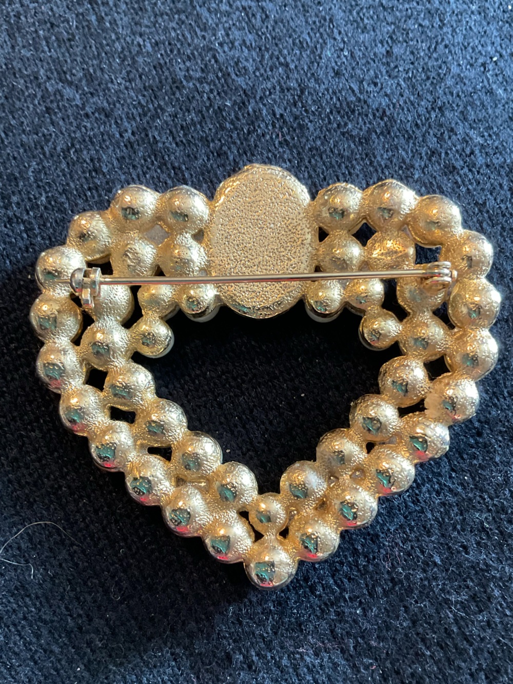 Pearl Heart Brooch Pin Gold Tone Faux Pearl Romantic Jewelry Gift 2” - Picture 3 of 4